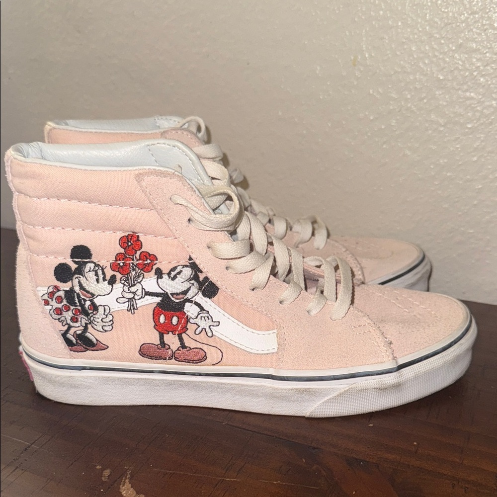 Vans x Disney Sk8 Hi